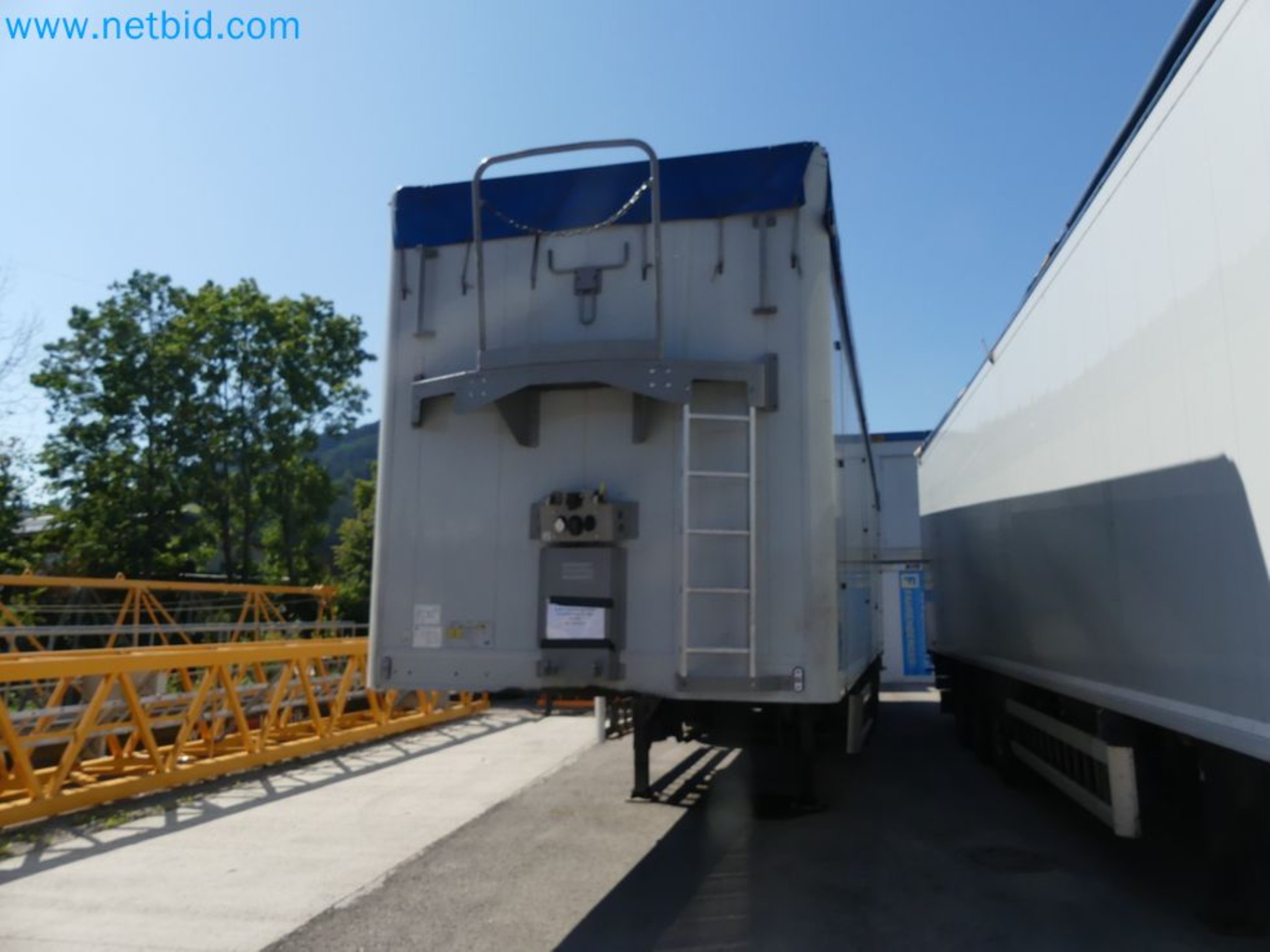 Voluntary closure of business relocation <BR>
Wilhelmshavener Bekleidungswerke GmbH <BR> Clothing Manufacture-7