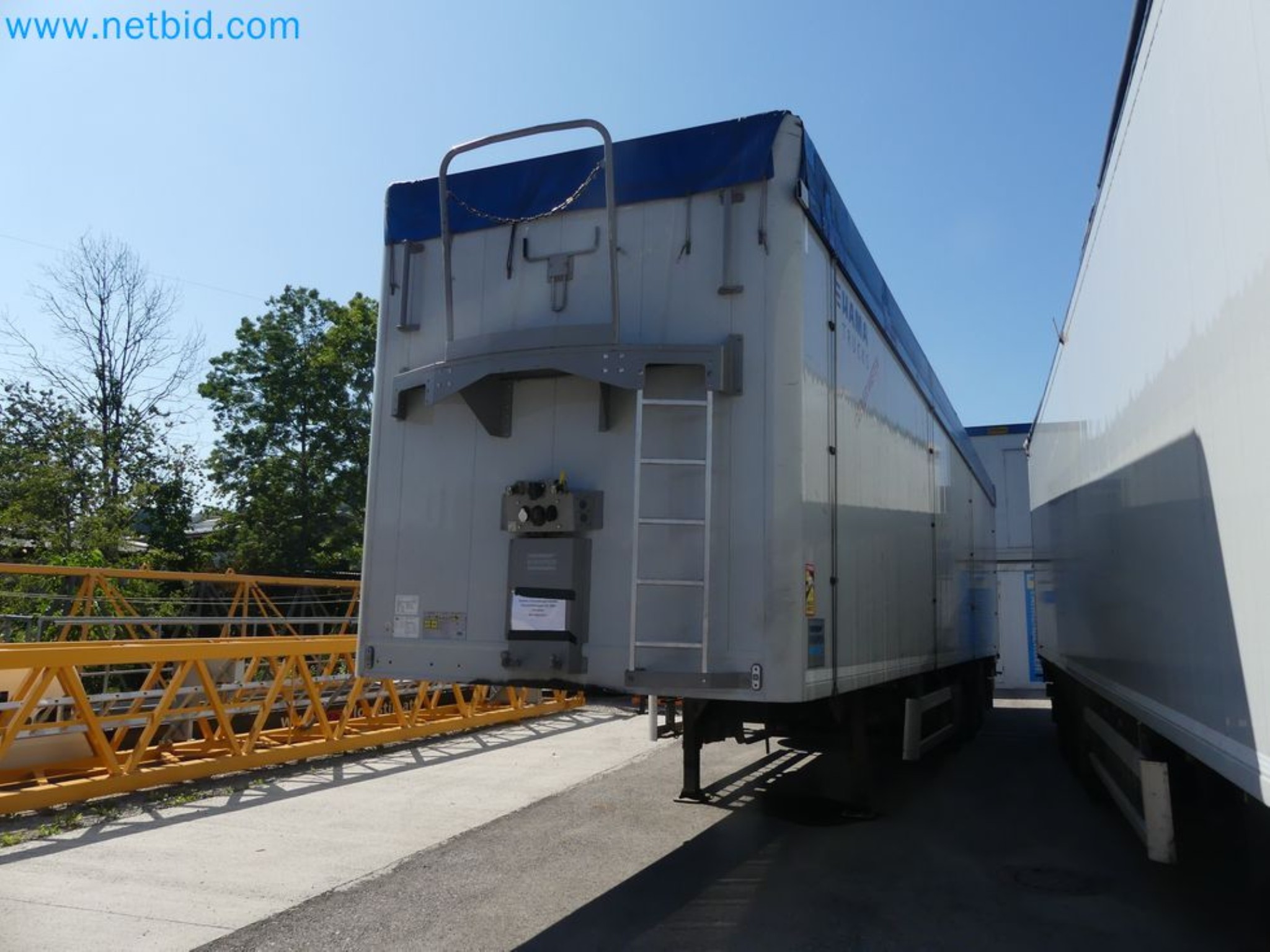 Voluntary closure of business relocation <BR>
Wilhelmshavener Bekleidungswerke GmbH <BR> Clothing Manufacture-8