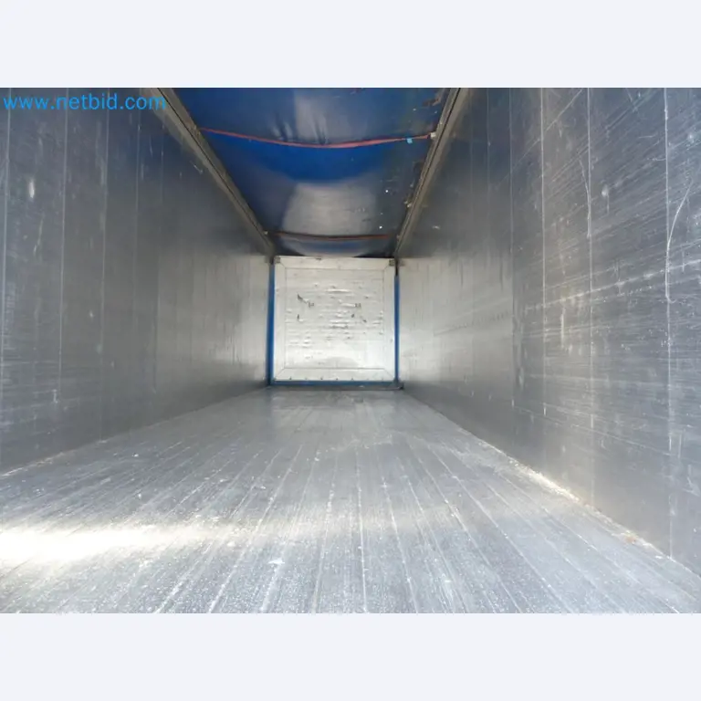 Voluntary closure of business relocation <BR>
Wilhelmshavener Bekleidungswerke GmbH <BR> Clothing Manufacture-18