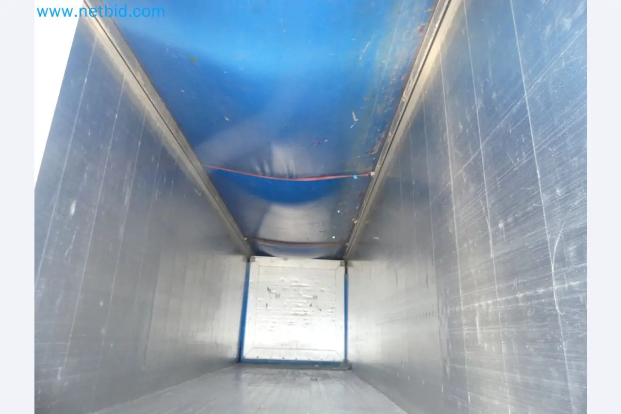 Voluntary closure of business relocation <BR>
Wilhelmshavener Bekleidungswerke GmbH <BR> Clothing Manufacture-19