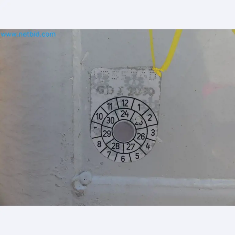 Voluntary closure of business relocation <BR>
Wilhelmshavener Bekleidungswerke GmbH <BR> Clothing Manufacture-30