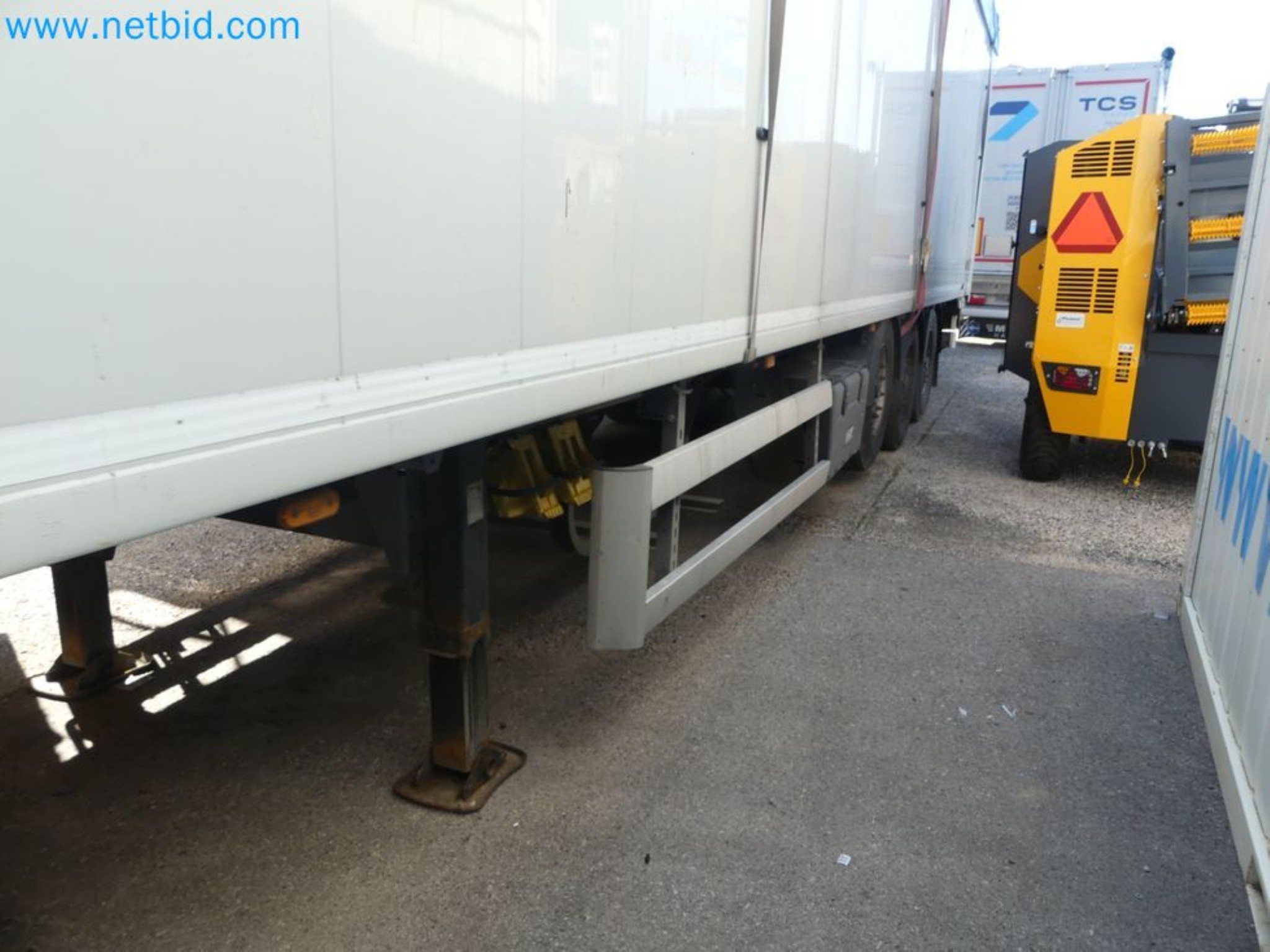 Voluntary closure of business relocation <BR>
Wilhelmshavener Bekleidungswerke GmbH <BR> Clothing Manufacture-6