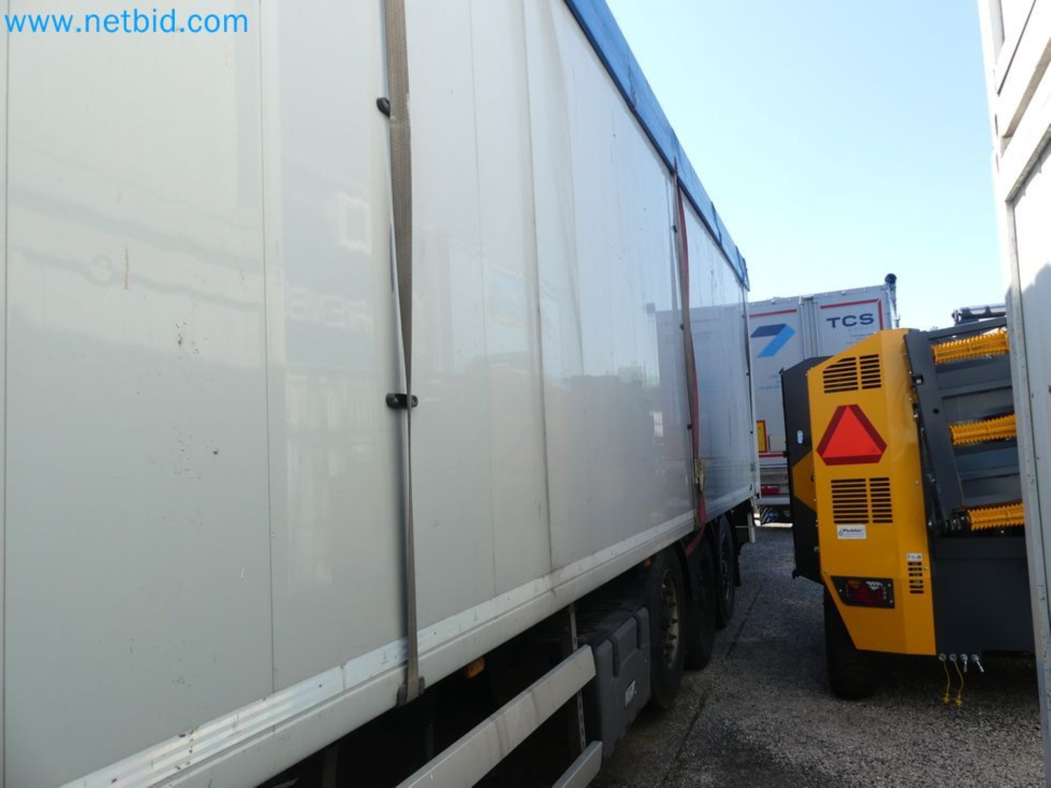 Voluntary closure of business relocation <BR>
Wilhelmshavener Bekleidungswerke GmbH <BR> Clothing Manufacture-7