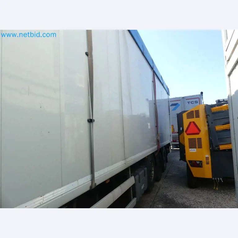 Voluntary closure of business relocation <BR>
Wilhelmshavener Bekleidungswerke GmbH <BR> Clothing Manufacture-7