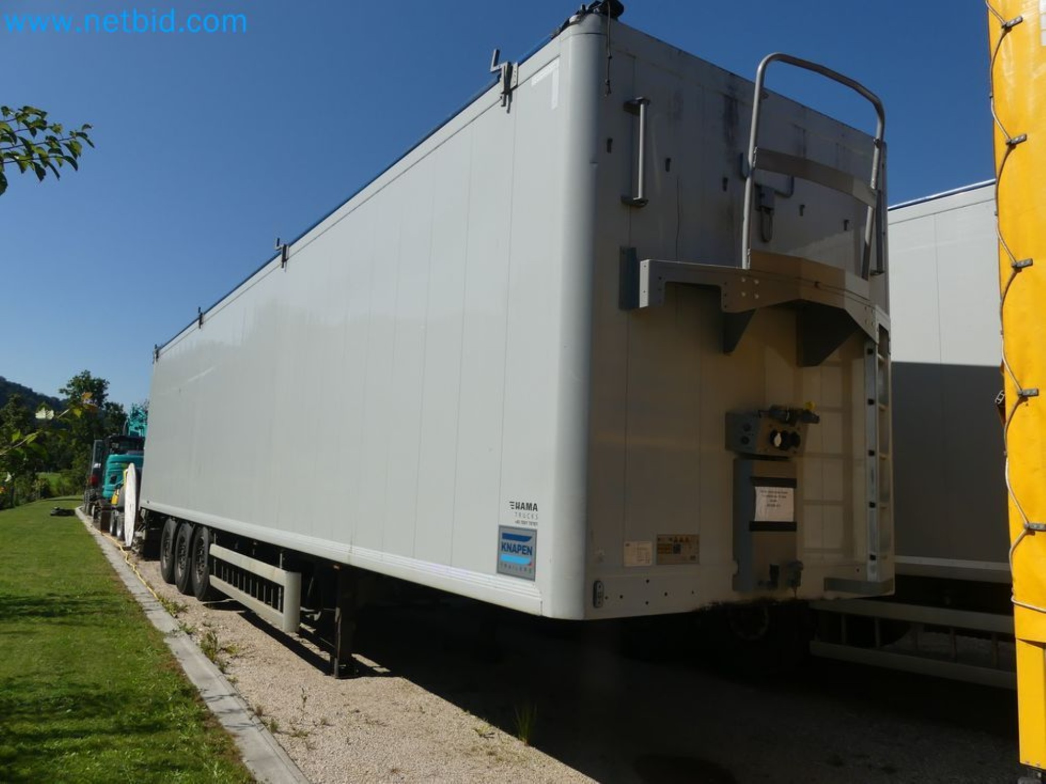 Voluntary closure of business relocation <BR>
Wilhelmshavener Bekleidungswerke GmbH <BR> Clothing Manufacture-1