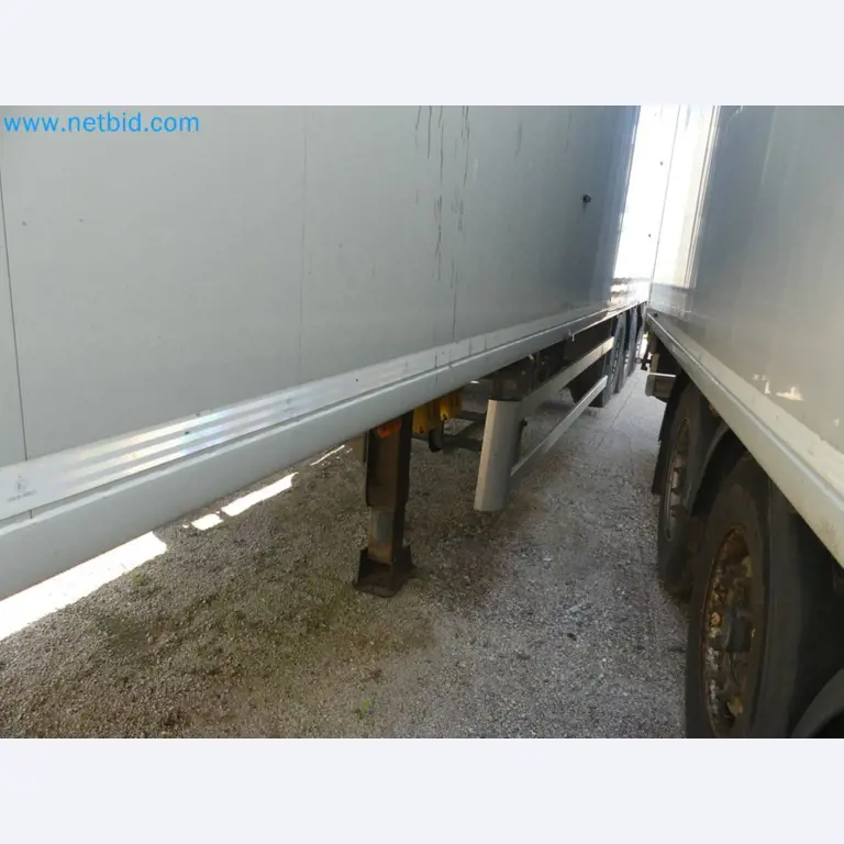 Voluntary closure of business relocation <BR>
Wilhelmshavener Bekleidungswerke GmbH <BR> Clothing Manufacture-30