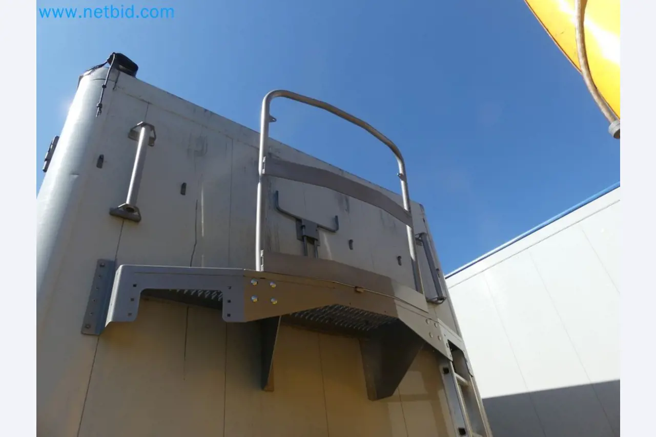 Voluntary closure of business relocation <BR>
Wilhelmshavener Bekleidungswerke GmbH <BR> Clothing Manufacture-8