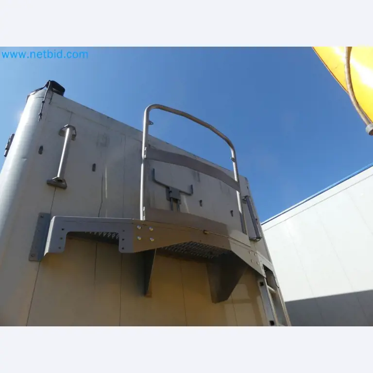 Voluntary closure of business relocation <BR>
Wilhelmshavener Bekleidungswerke GmbH <BR> Clothing Manufacture-8