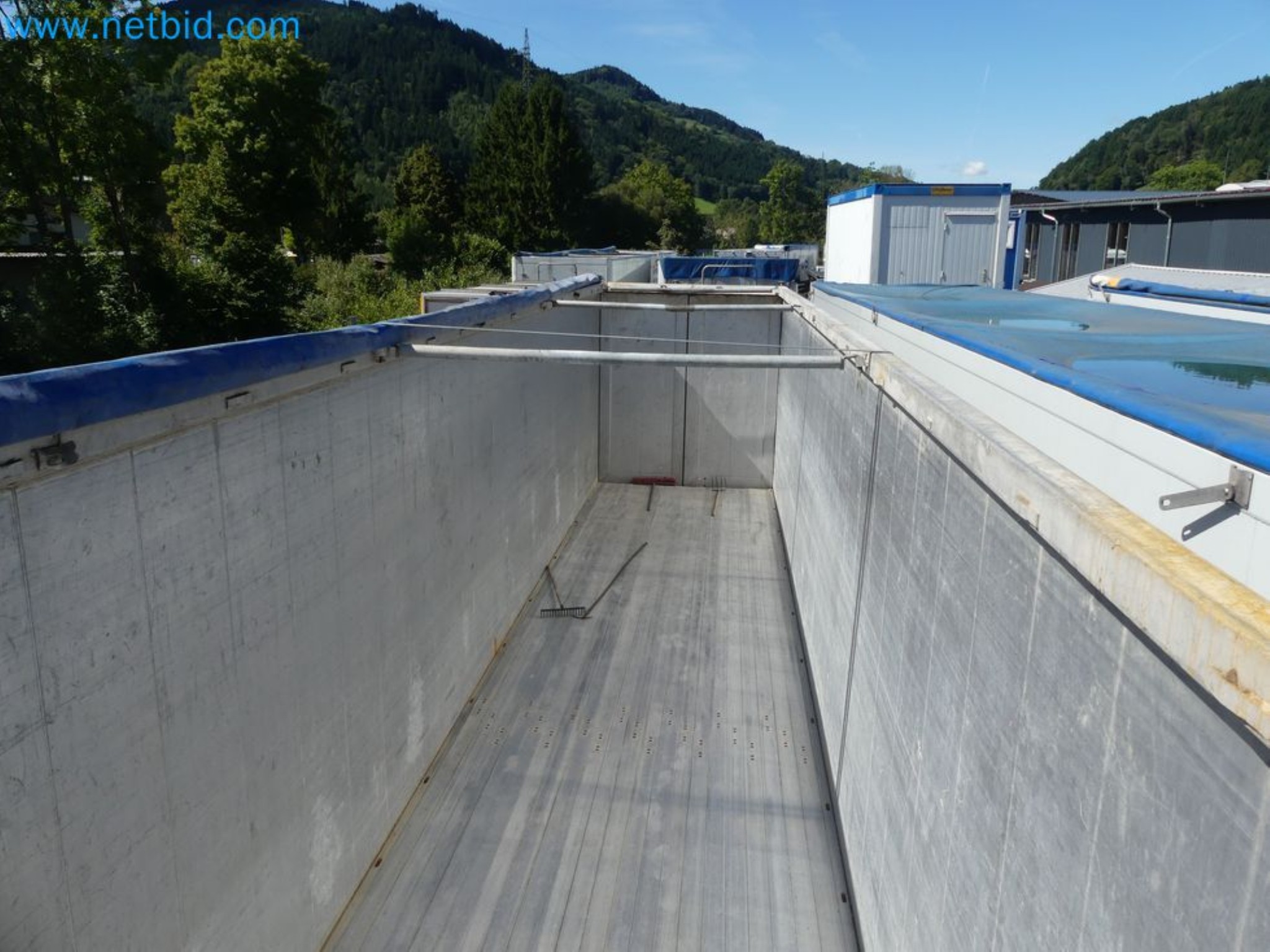 Voluntary closure of business relocation <BR>
Wilhelmshavener Bekleidungswerke GmbH <BR> Clothing Manufacture-20