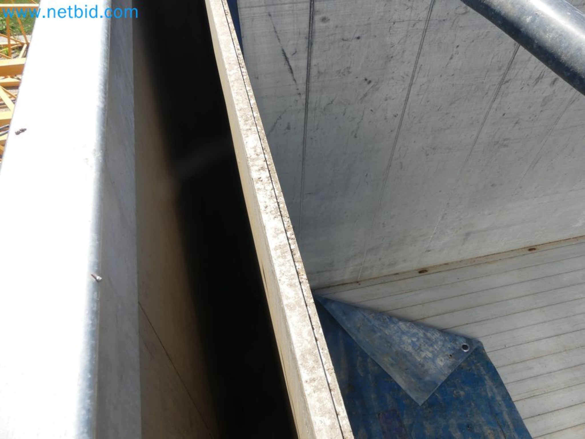 Voluntary closure of business relocation <BR>
Wilhelmshavener Bekleidungswerke GmbH <BR> Clothing Manufacture-23