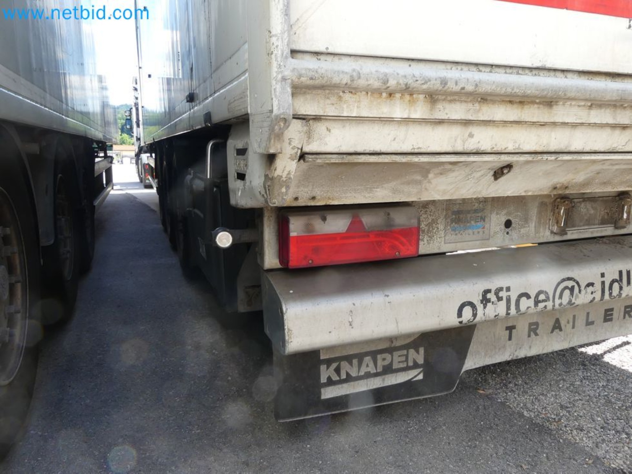 Voluntary closure of business relocation <BR>
Wilhelmshavener Bekleidungswerke GmbH <BR> Clothing Manufacture-28