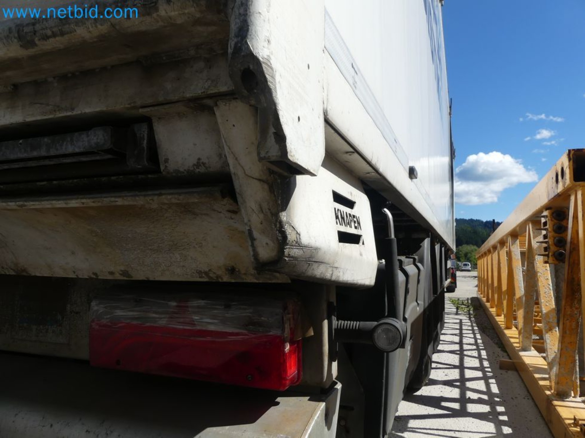 Voluntary closure of business relocation <BR>
Wilhelmshavener Bekleidungswerke GmbH <BR> Clothing Manufacture-32