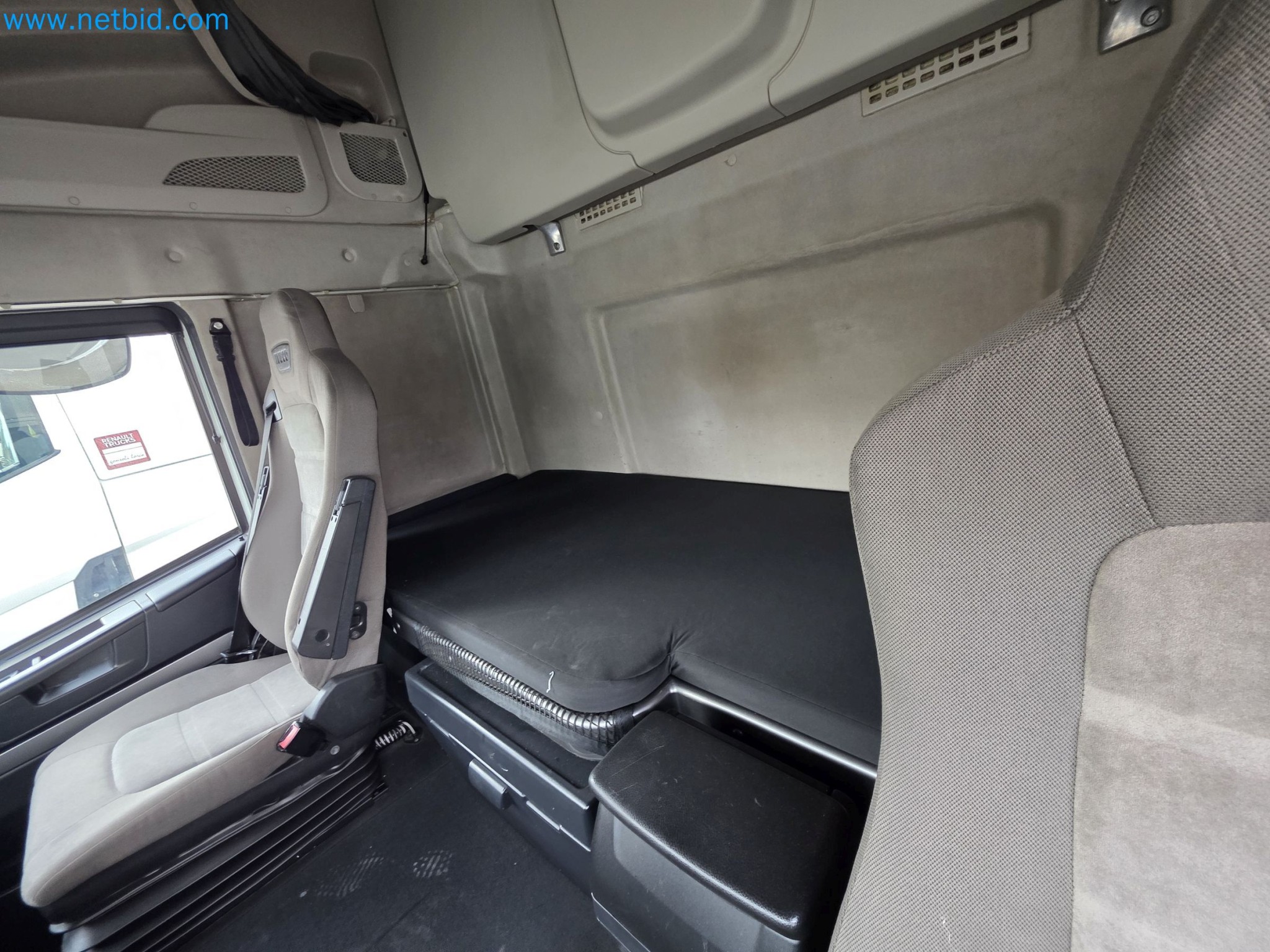 COSOLTRANS - Transport and Construction Machinery on Sale!-11