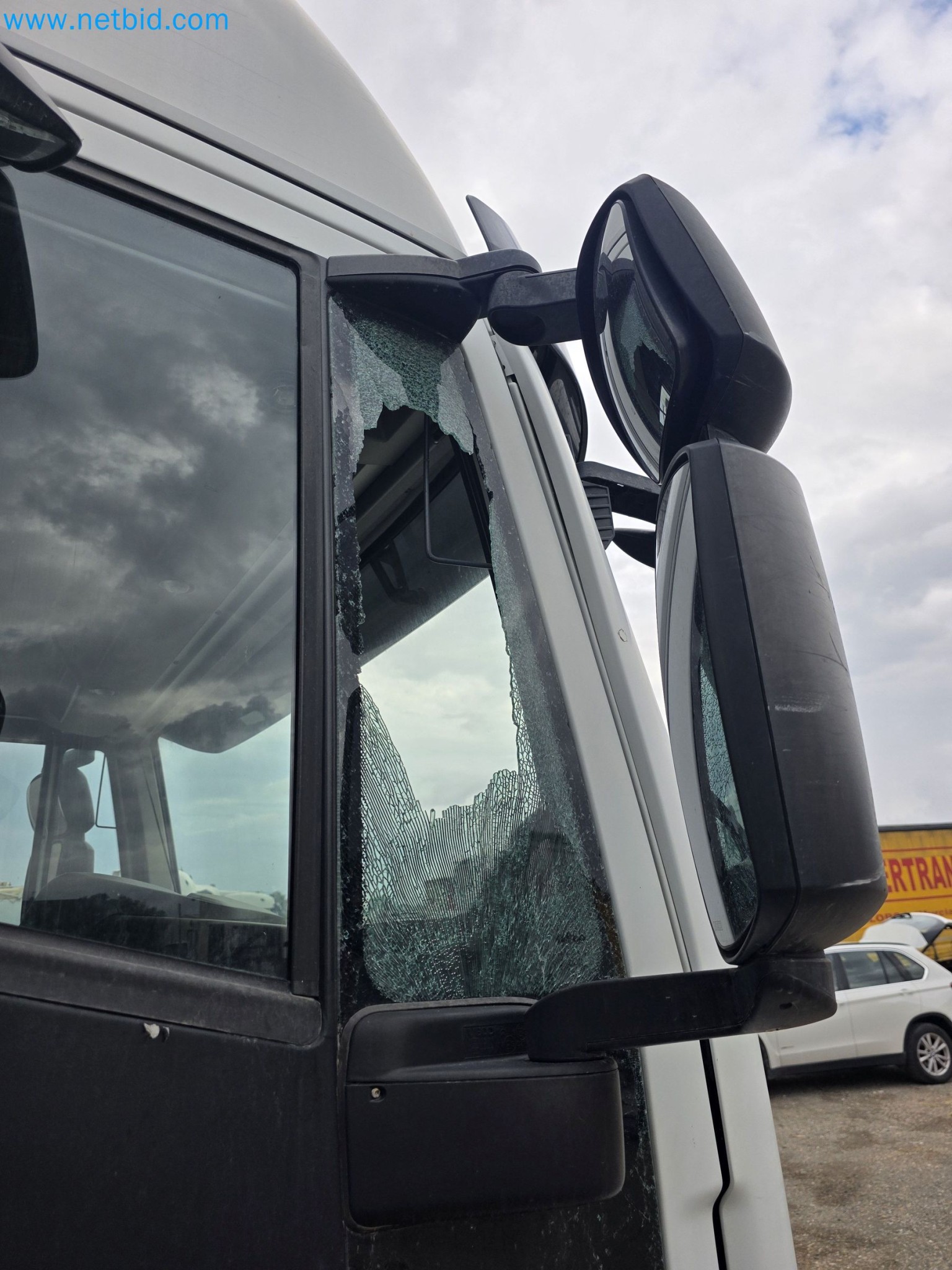 COSOLTRANS - Transport and Construction Machinery on Sale!-12