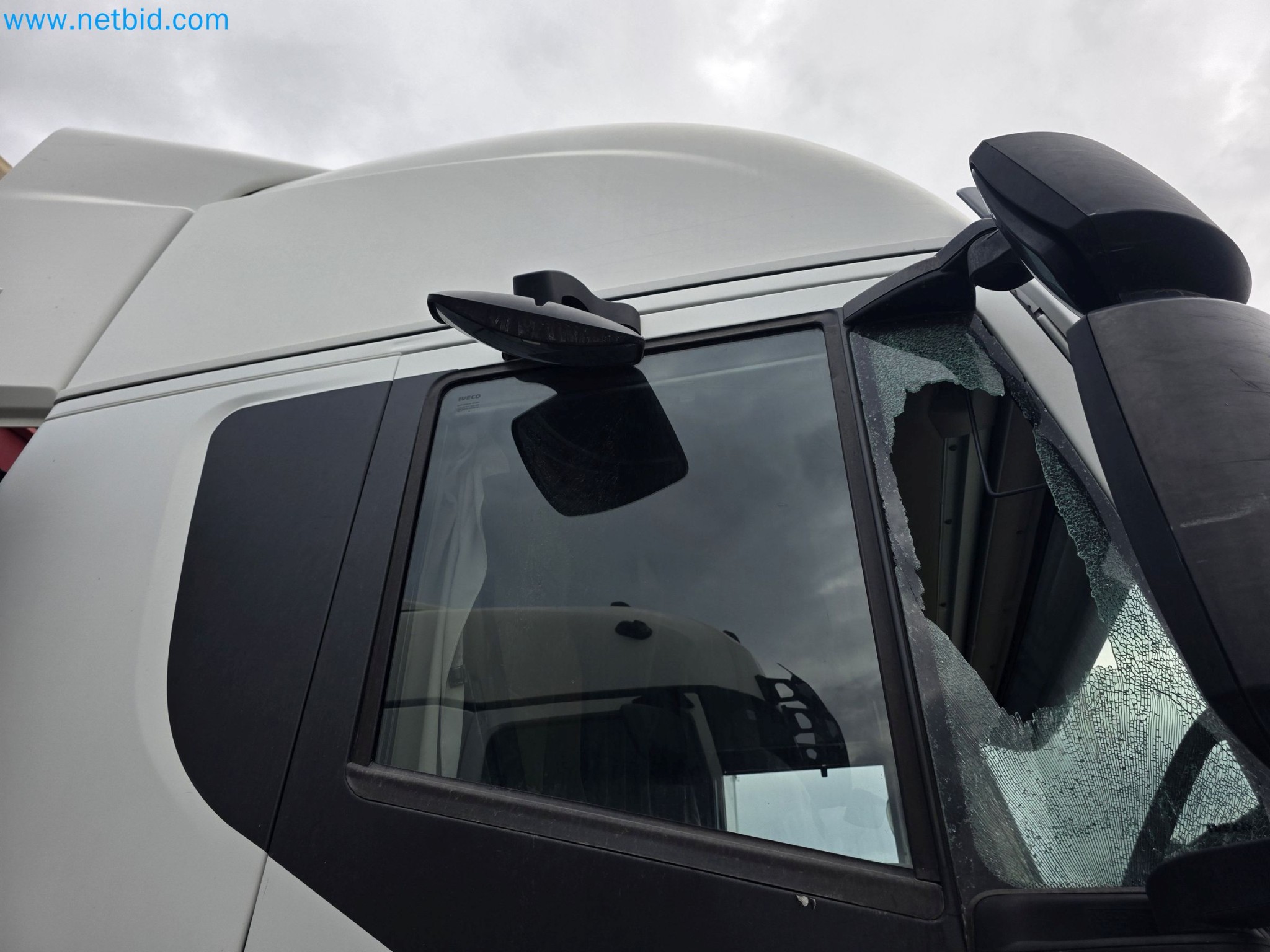 COSOLTRANS - Transport and Construction Machinery on Sale!-13