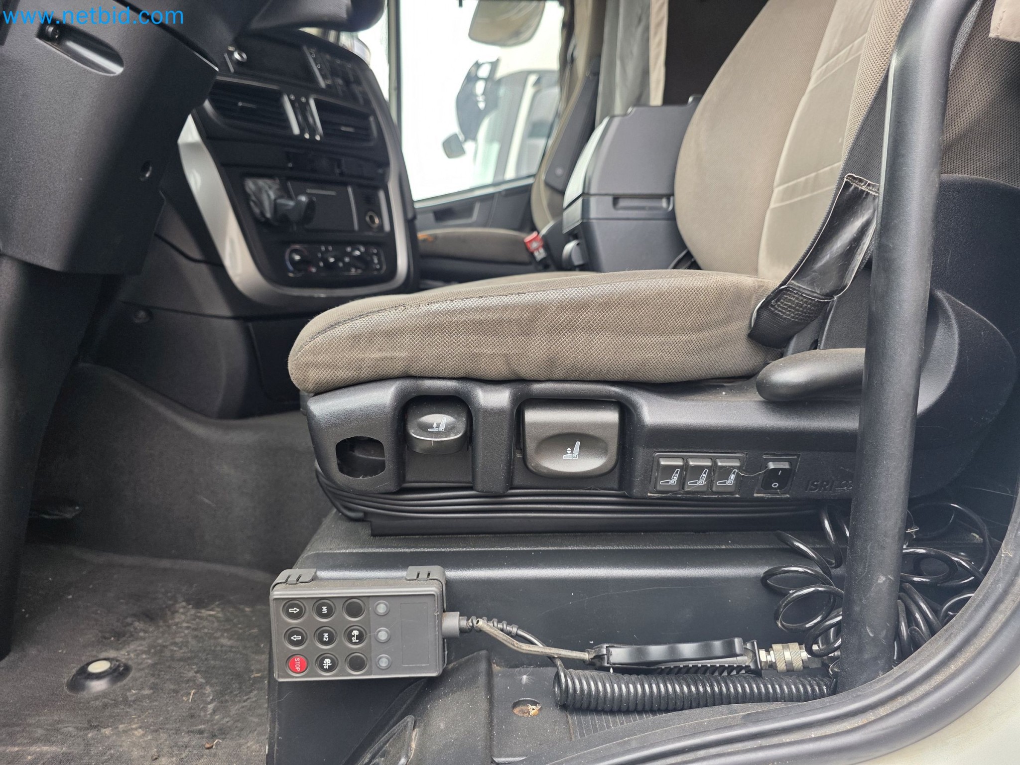 COSOLTRANS - Transport and Construction Machinery on Sale!-17