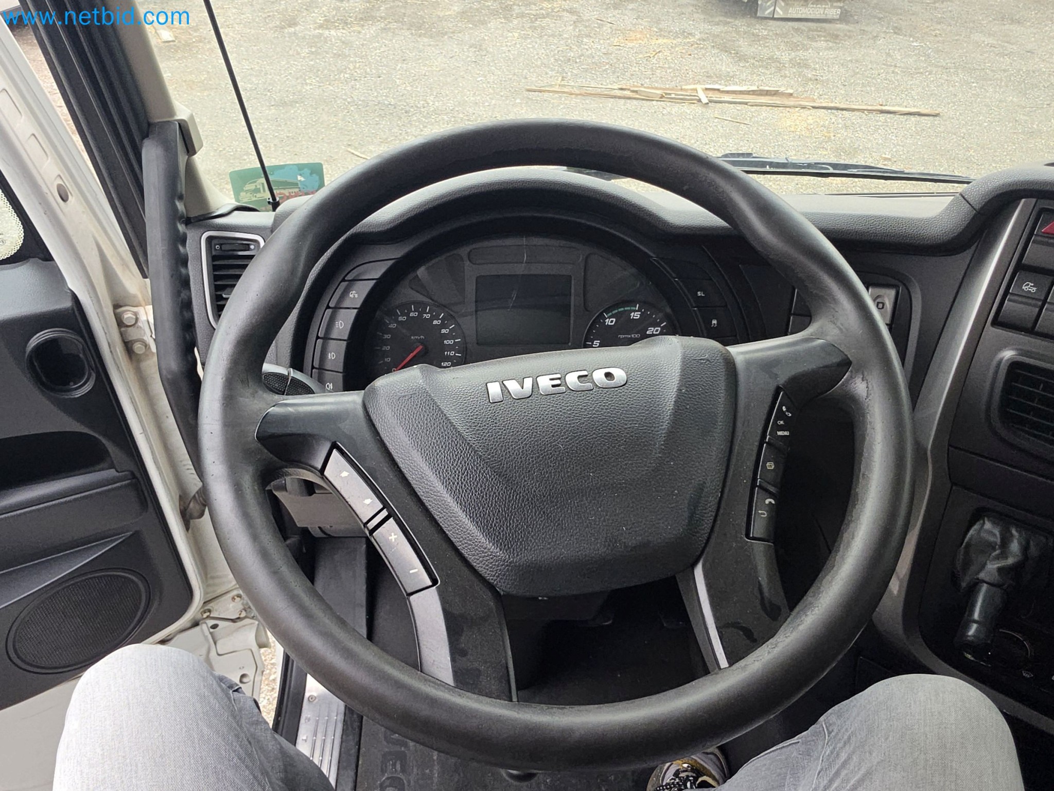 COSOLTRANS - Transport and Construction Machinery on Sale!-23