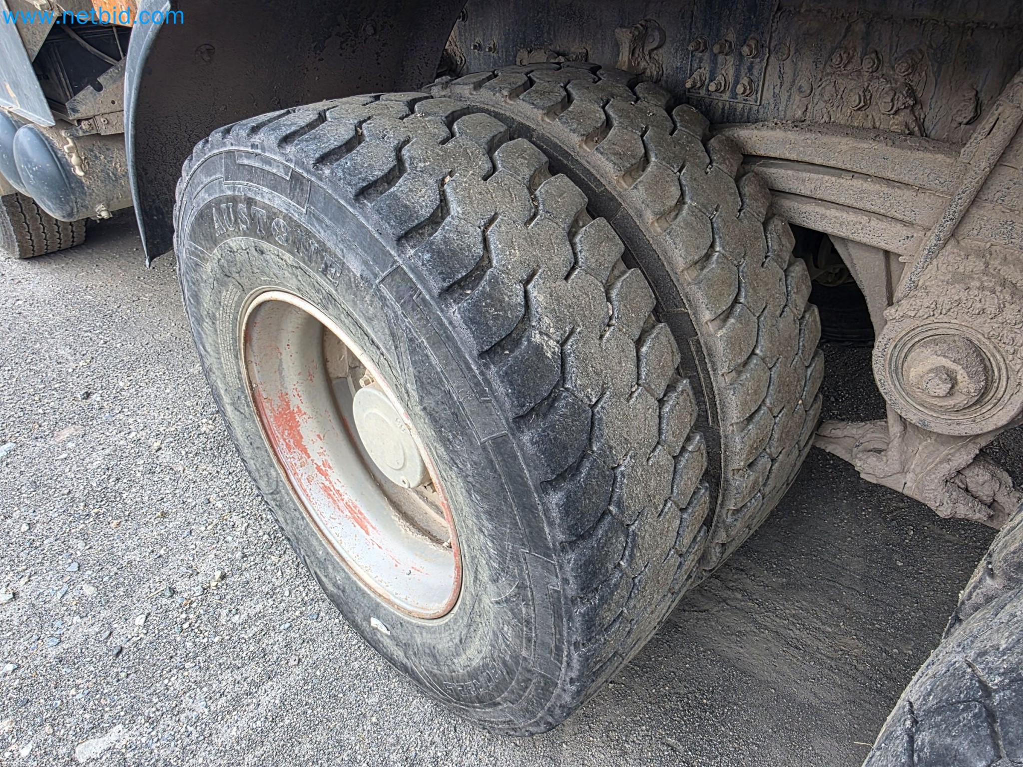 COSOLTRANS - Transport- und Baumaschinen zum Verkauf!-10