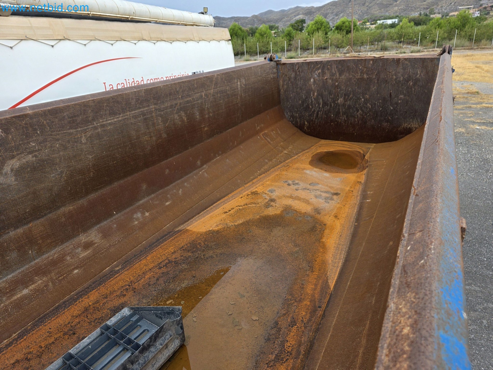 COSOLTRANS - Transport- und Baumaschinen zum Verkauf!-44