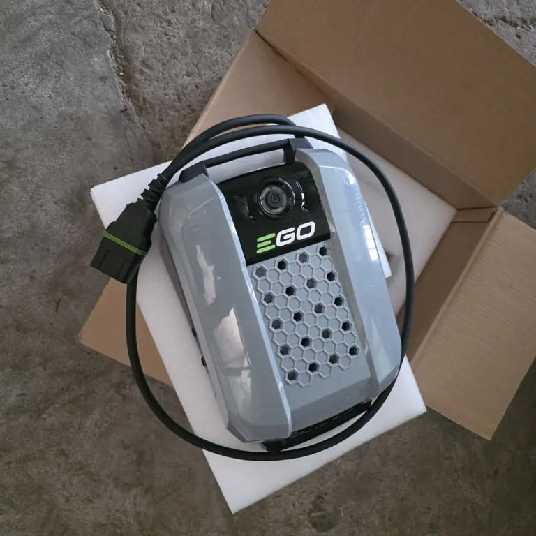 3 Li-Ion Backpack-Batteries EGO POWER BAX1500