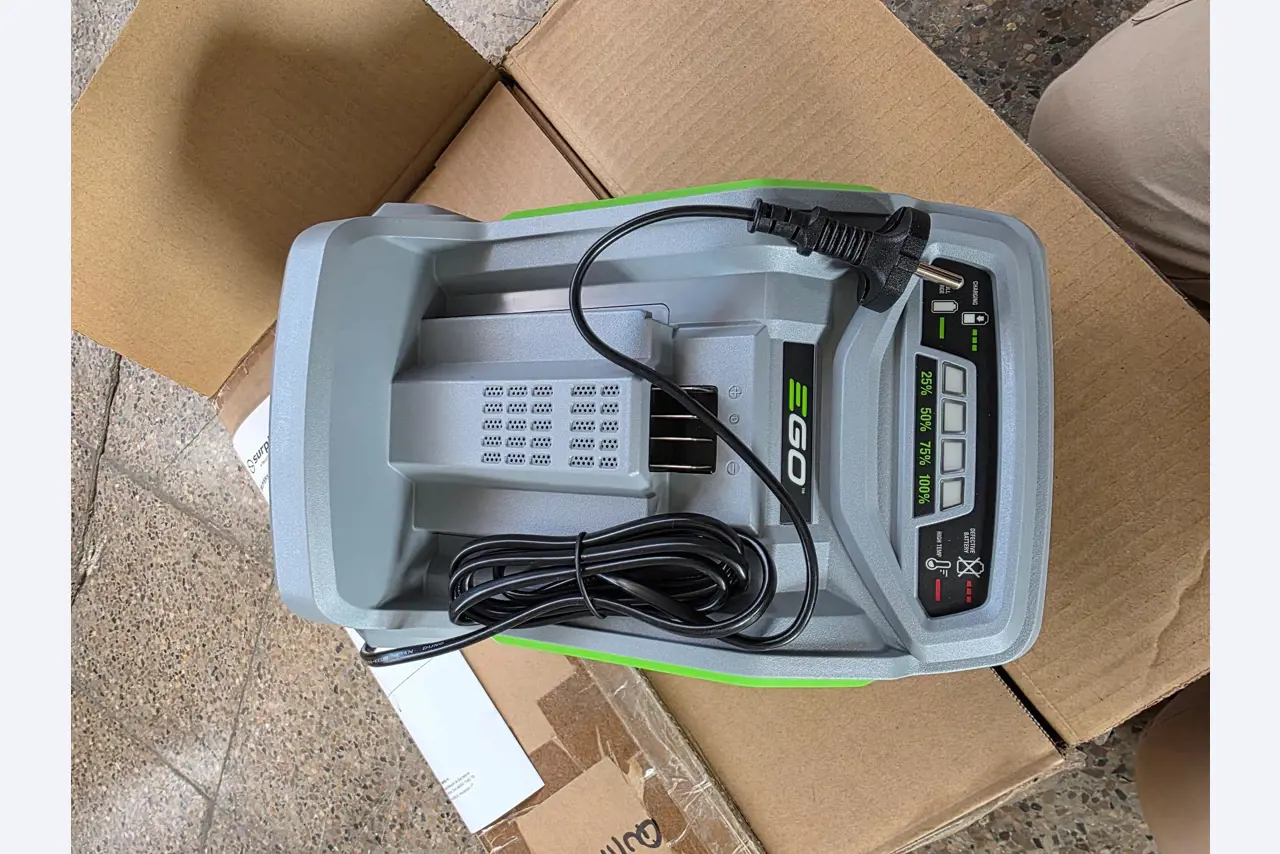 Vente aux enchères exceptionnelle d'outils électriques EGO inutilisés - sans prix de réserve-9