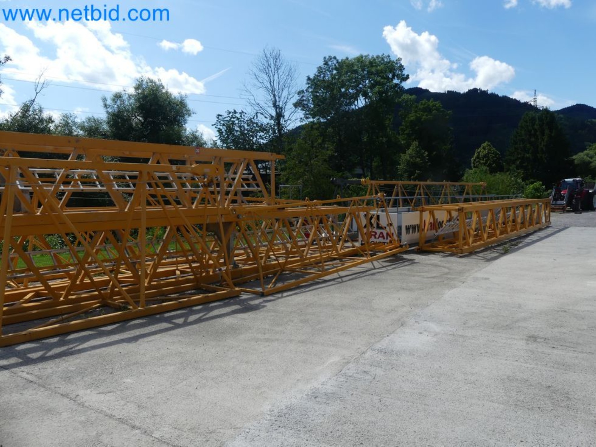 Zuraw wiezowy - Zuraw górnoobrotowy LIEBHERR-13