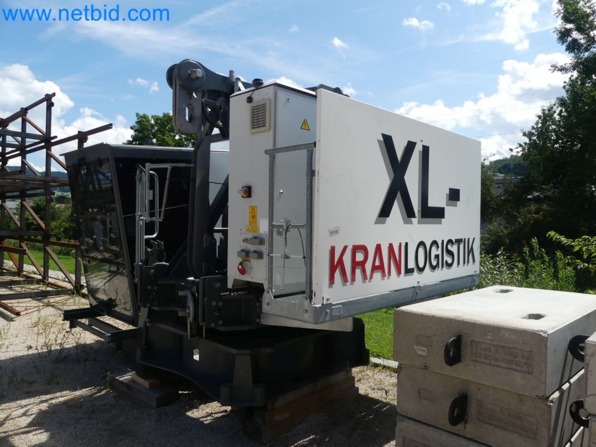 Zuraw wiezowy - Zuraw górnoobrotowy LIEBHERR-15