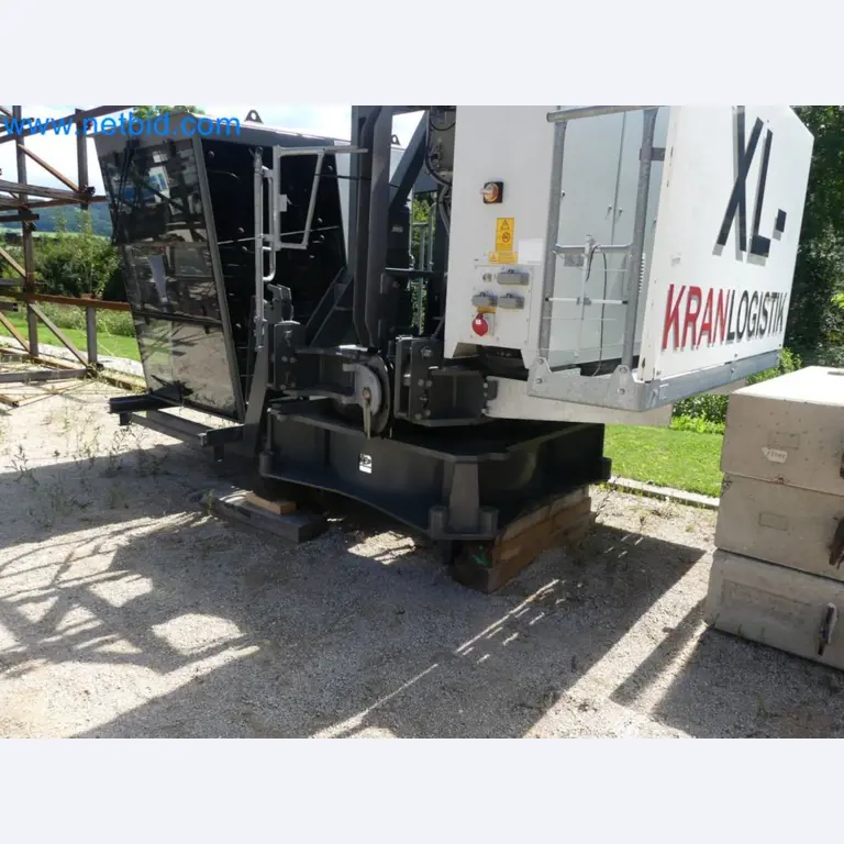 Zuraw wiezowy - Zuraw górnoobrotowy LIEBHERR-16