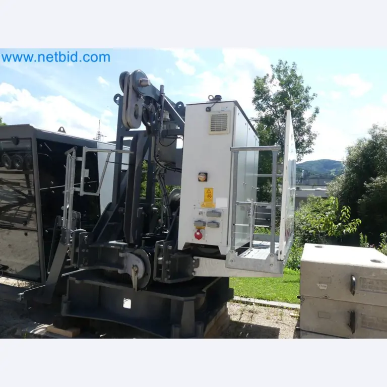 Zuraw wiezowy - Zuraw górnoobrotowy LIEBHERR-17