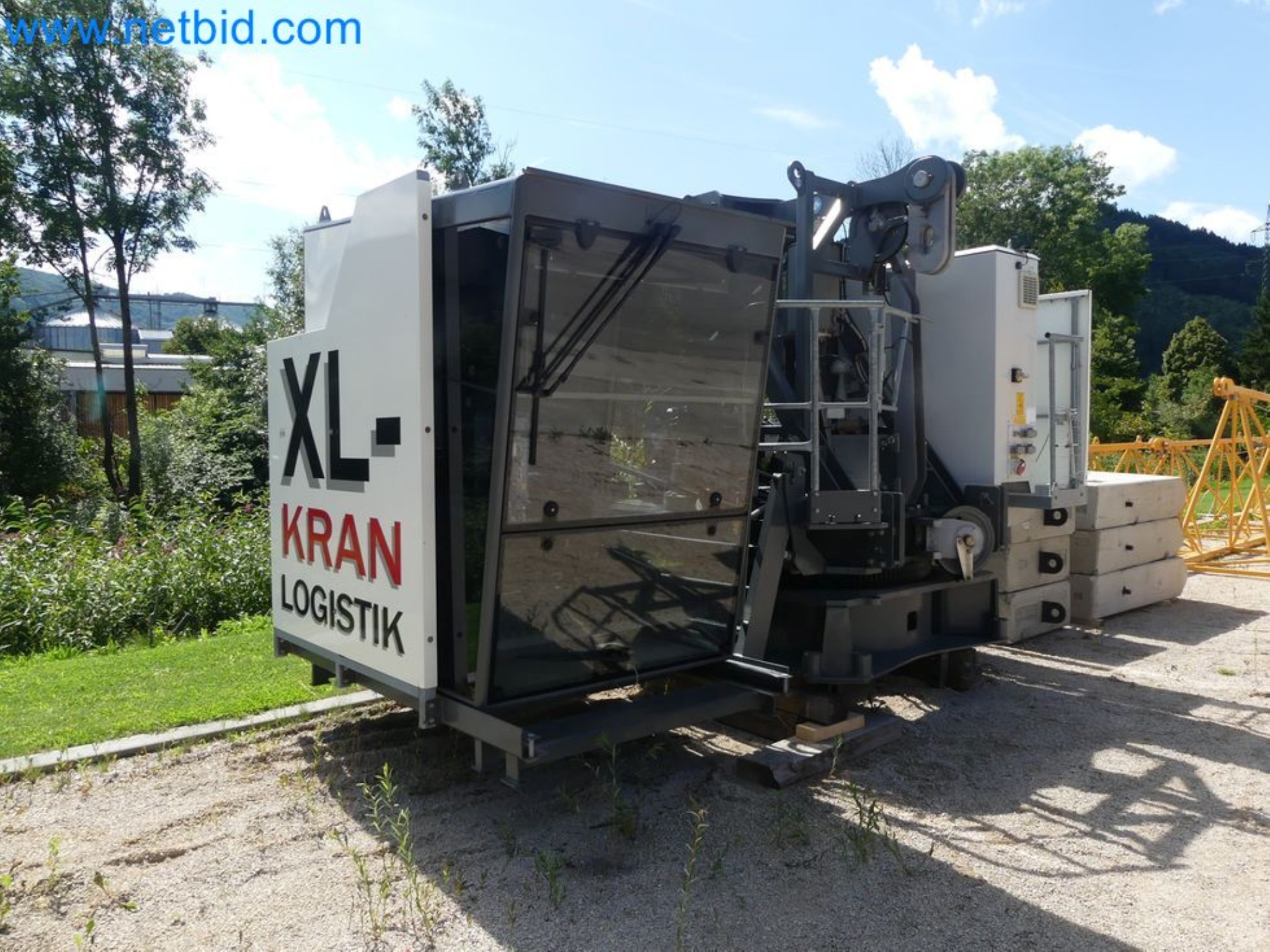 Zuraw wiezowy - Zuraw górnoobrotowy LIEBHERR-18