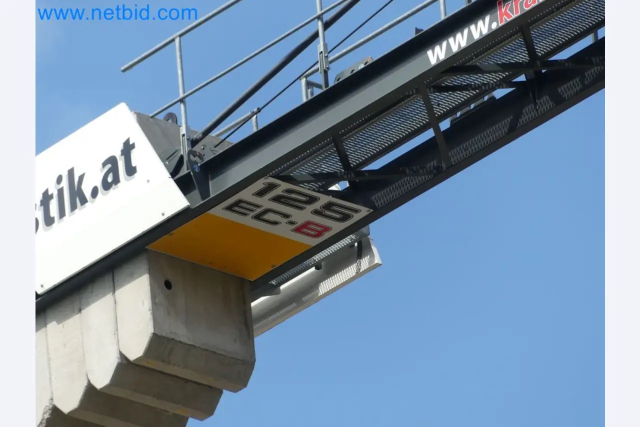 Zuraw wiezowy - Zuraw górnoobrotowy LIEBHERR-1