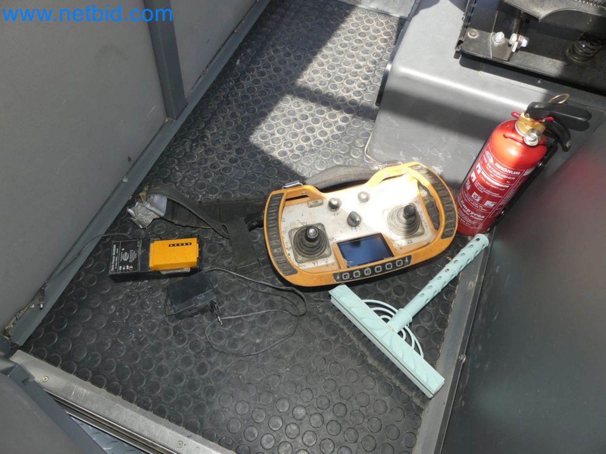 Zuraw wiezowy - Zuraw górnoobrotowy LIEBHERR-21