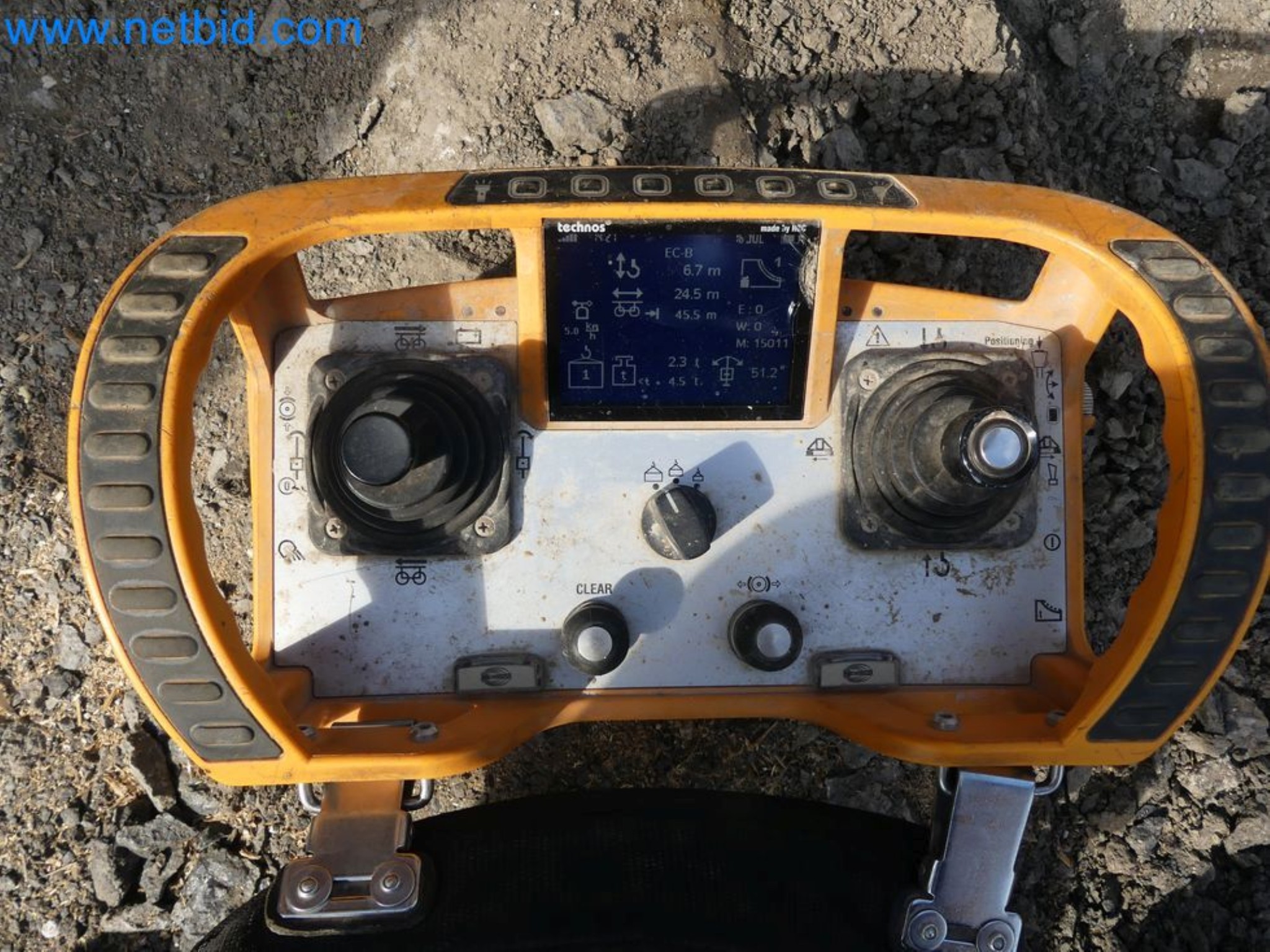 Zuraw wiezowy - Zuraw górnoobrotowy LIEBHERR-22