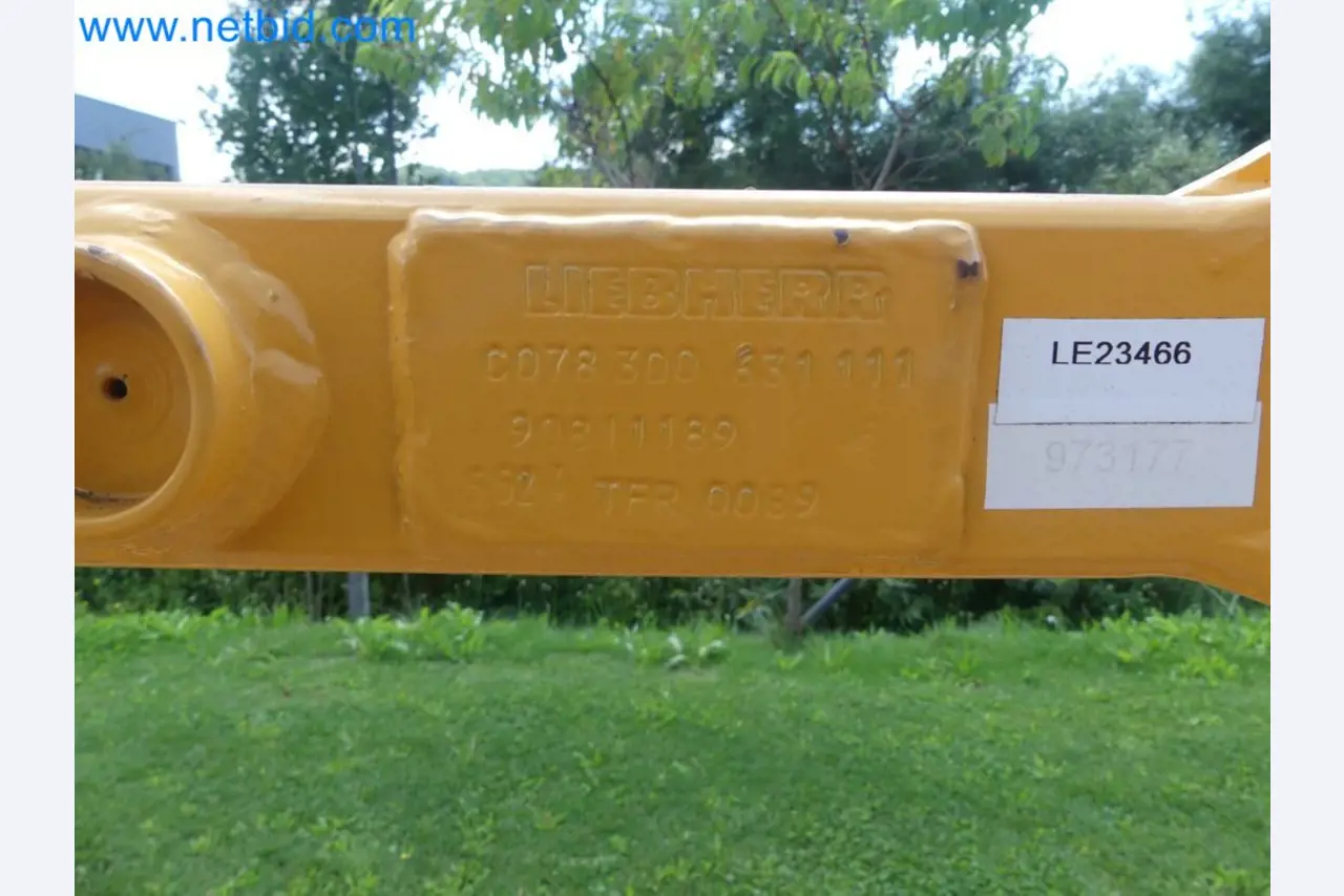 Zuraw wiezowy - Zuraw górnoobrotowy LIEBHERR-32