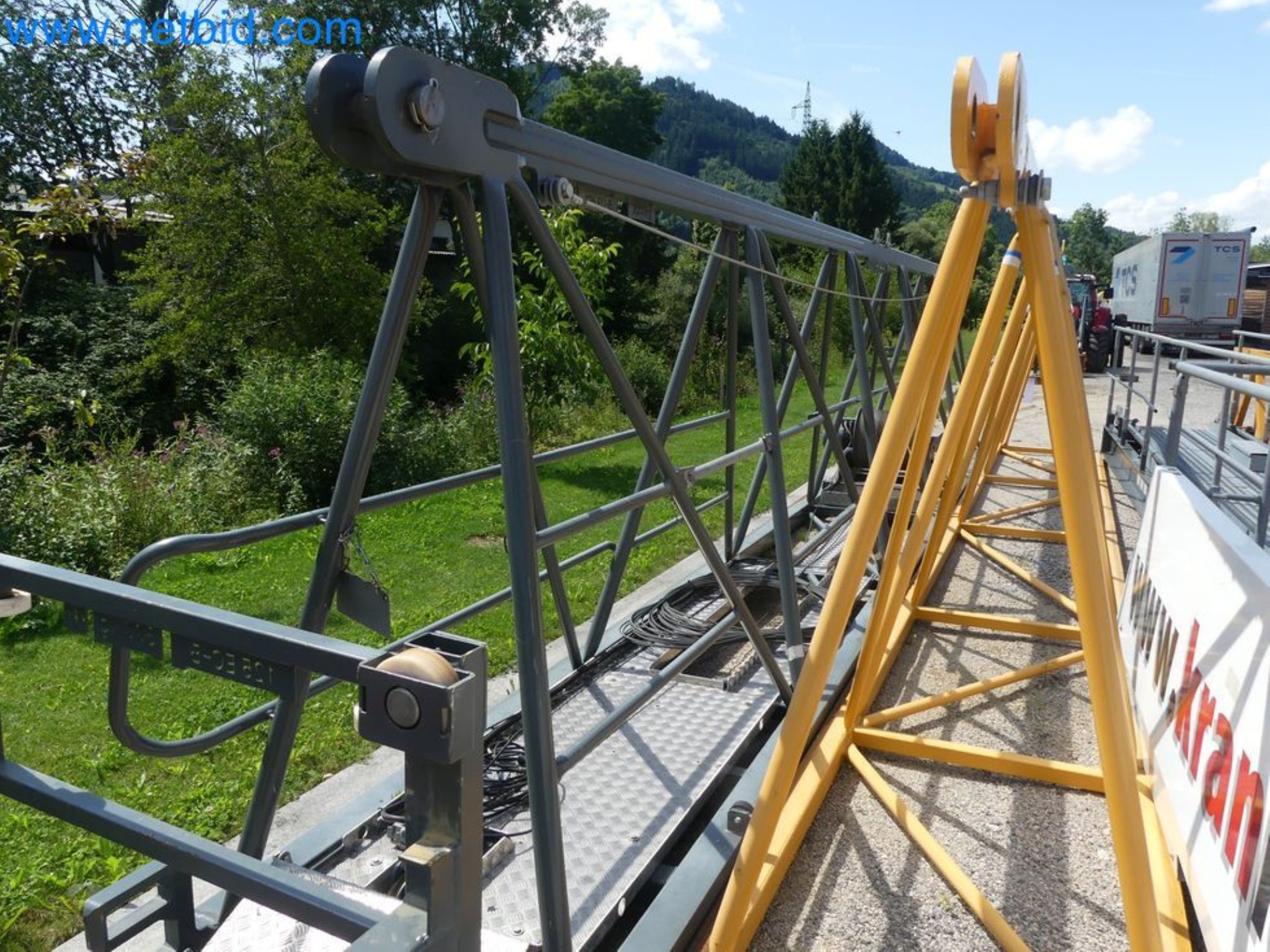 Zuraw wiezowy - Zuraw górnoobrotowy LIEBHERR-40