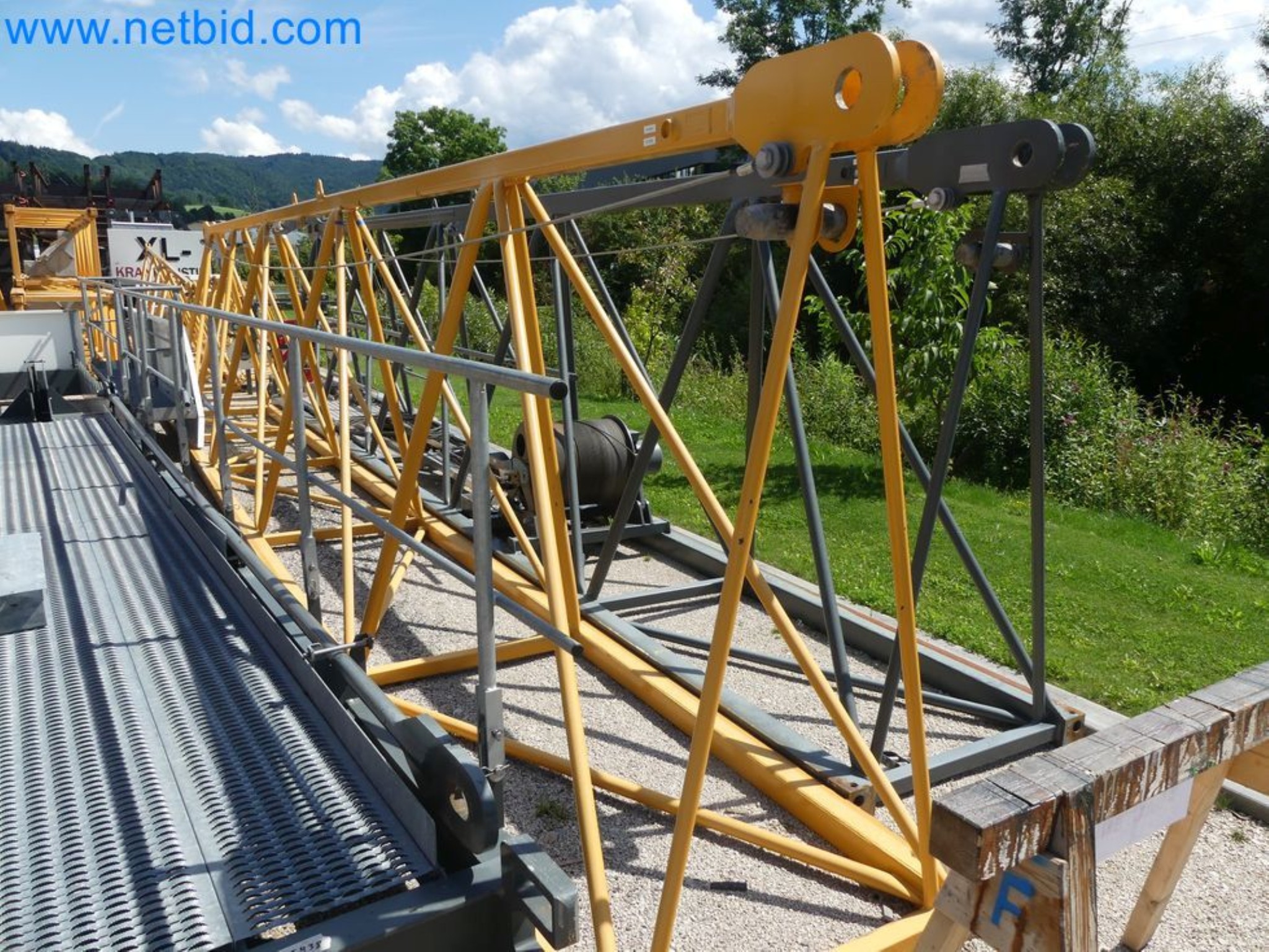 Zuraw wiezowy - Zuraw górnoobrotowy LIEBHERR-44