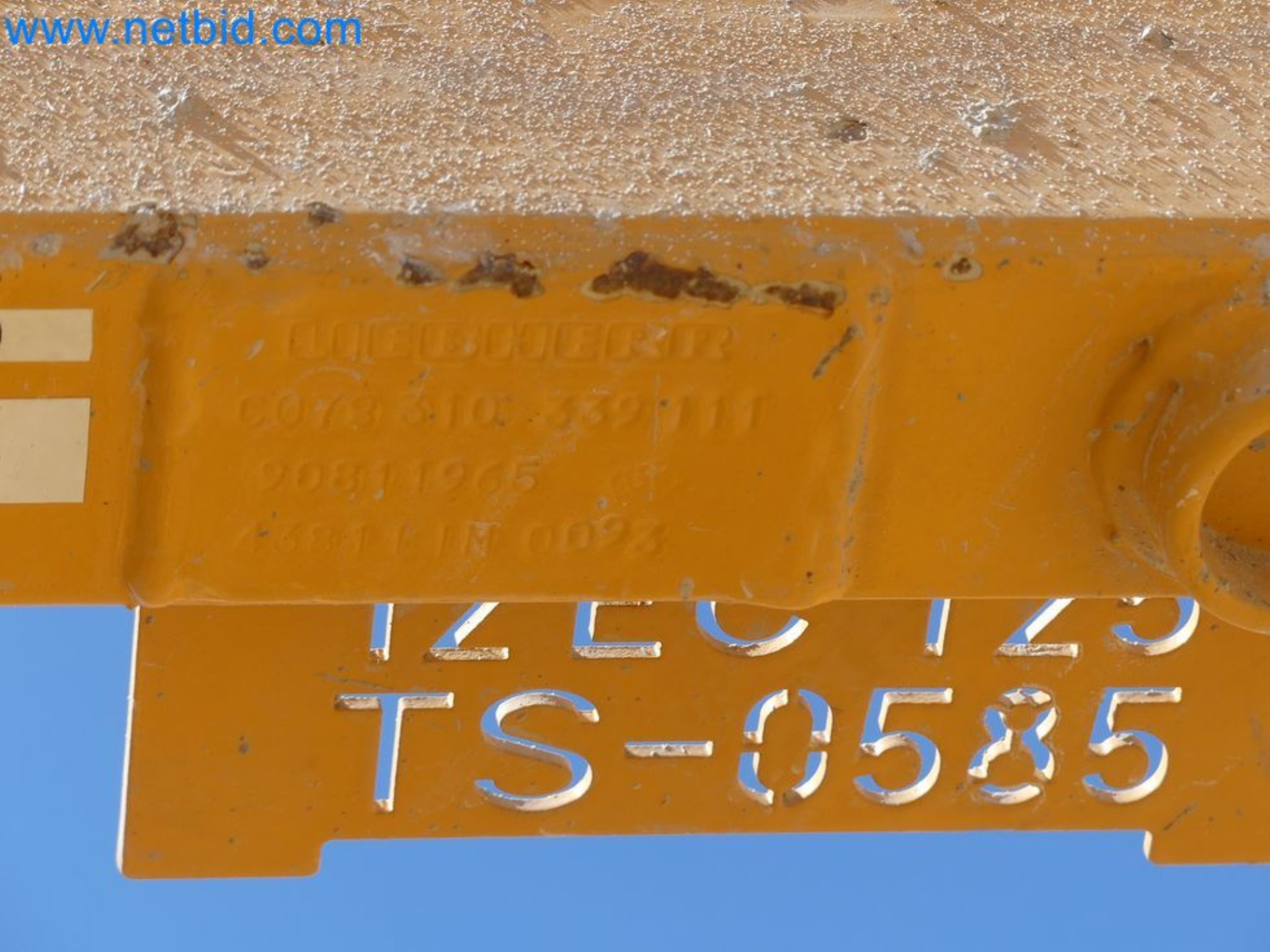 Zuraw wiezowy - Zuraw górnoobrotowy LIEBHERR-58