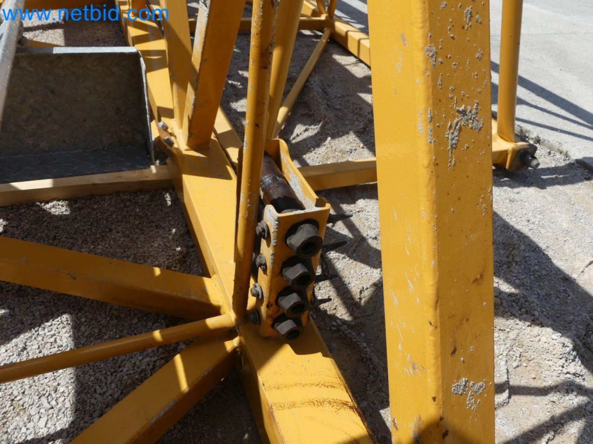 Zuraw wiezowy - Zuraw górnoobrotowy LIEBHERR-61