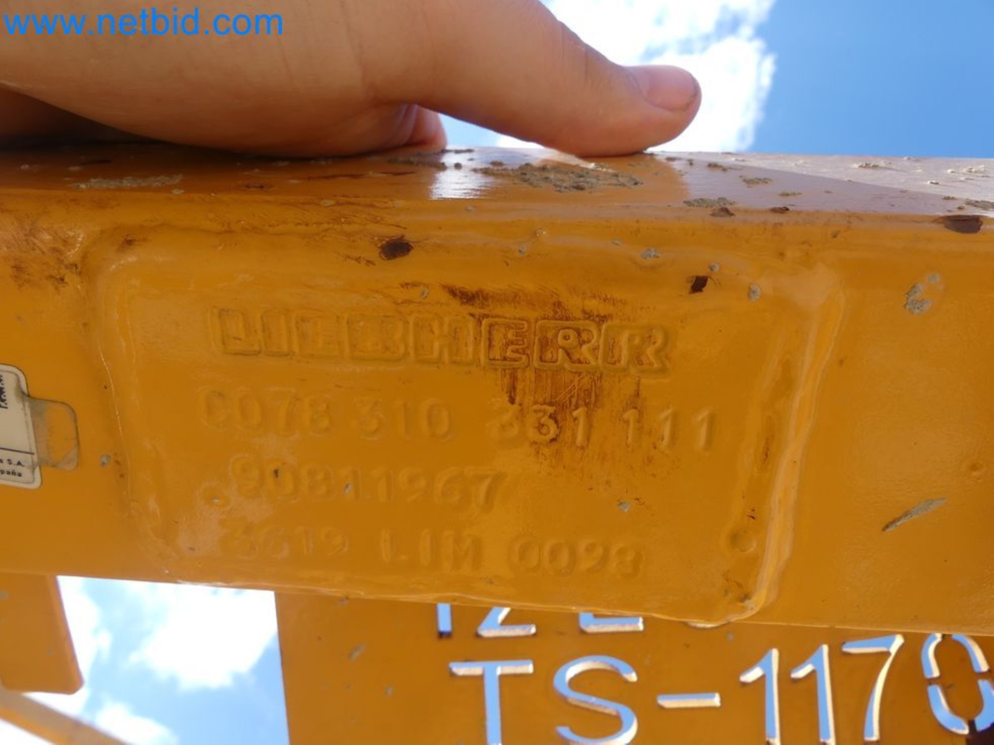 Zuraw wiezowy - Zuraw górnoobrotowy LIEBHERR-62