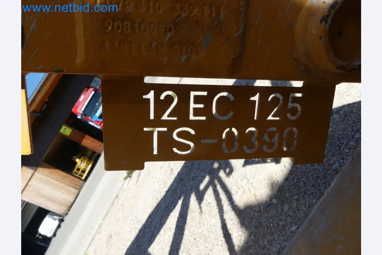 Zuraw wiezowy - Zuraw górnoobrotowy LIEBHERR-72