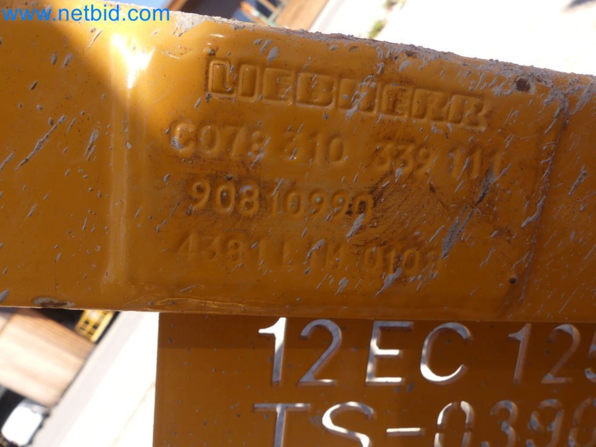 Zuraw wiezowy - Zuraw górnoobrotowy LIEBHERR-73