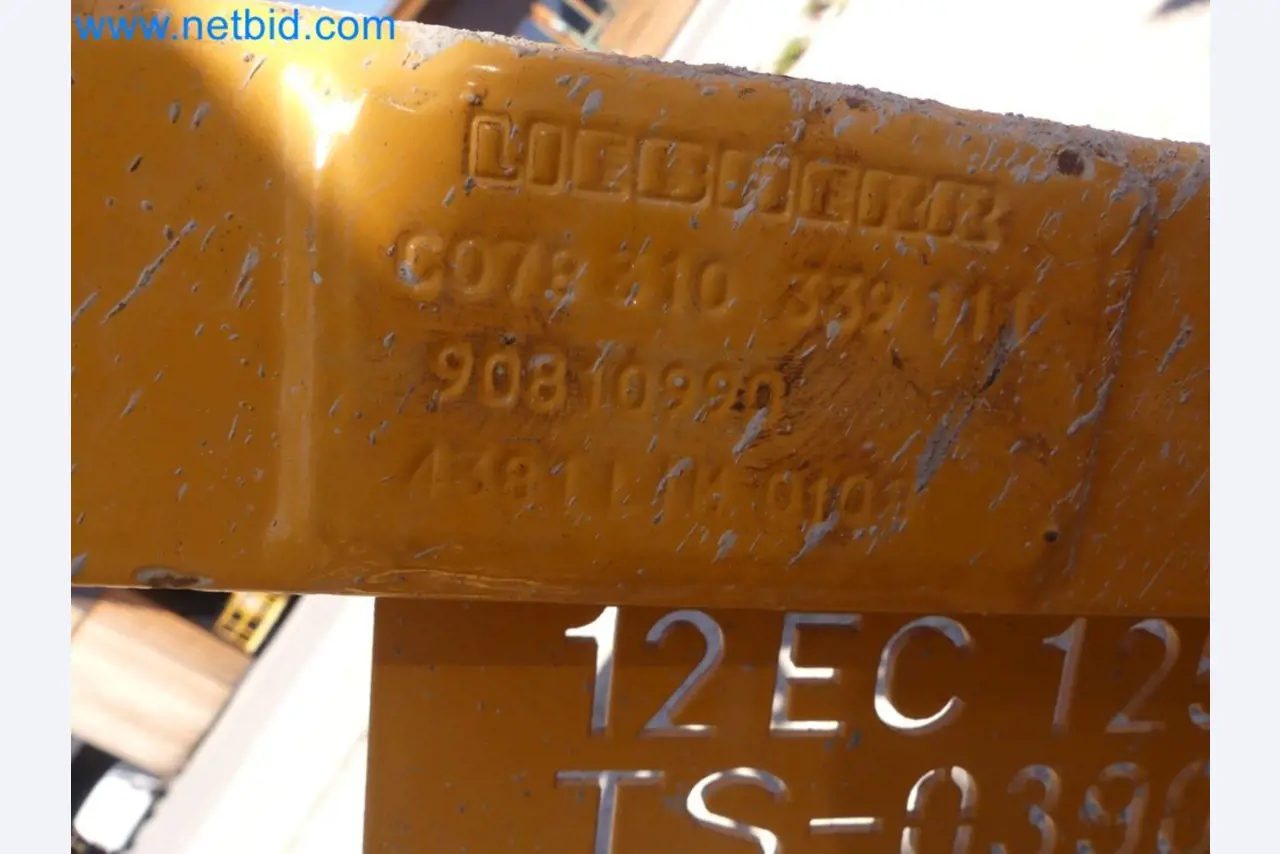 Zuraw wiezowy - Zuraw górnoobrotowy LIEBHERR-73