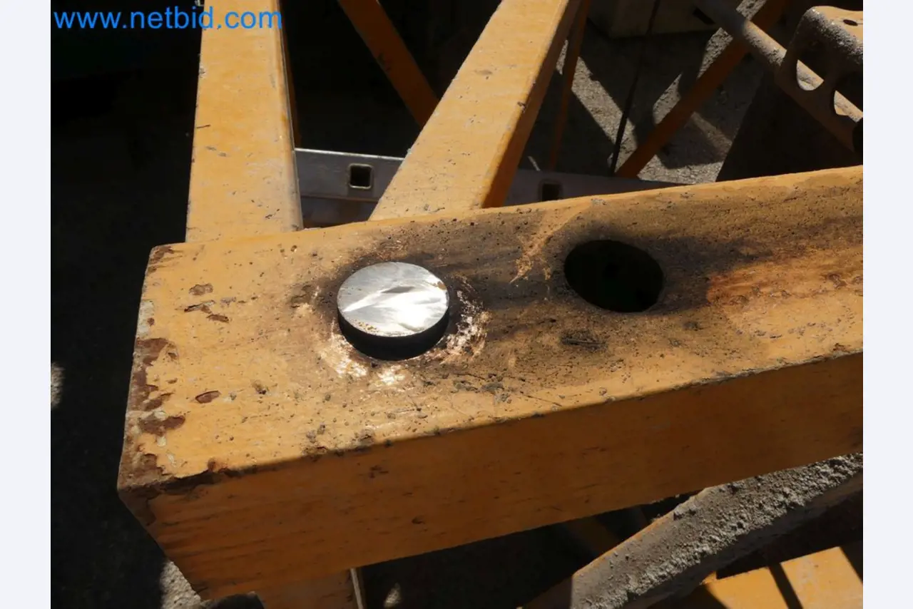 Zuraw wiezowy - Zuraw górnoobrotowy LIEBHERR-76