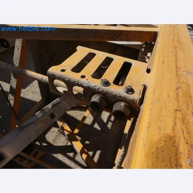 Zuraw wiezowy - Zuraw górnoobrotowy LIEBHERR-77