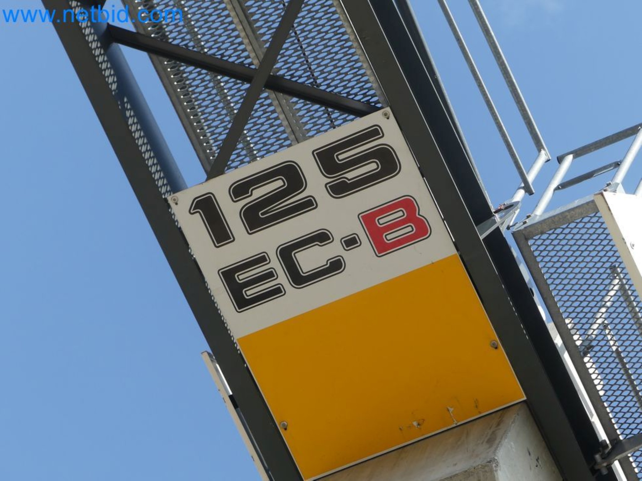 Zuraw wiezowy - Zuraw górnoobrotowy LIEBHERR-9