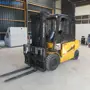 thumbnail-Elektro-Frontgabelstapler Hyundai 40B-9 mit Ladegerät Still HFX 80V-170A -1