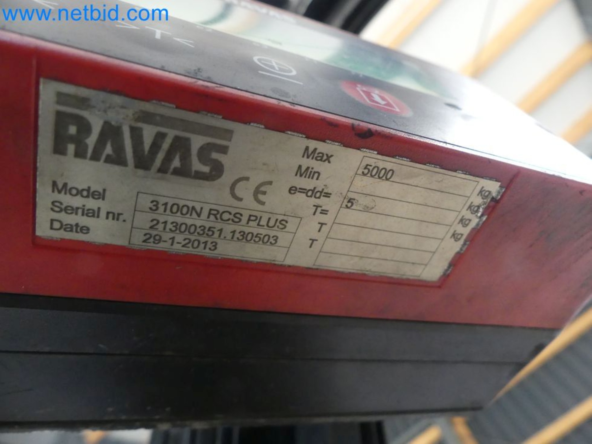 Hyundai 40B-9 electric front forklift truck with Still HFX 80V-170A charger-44