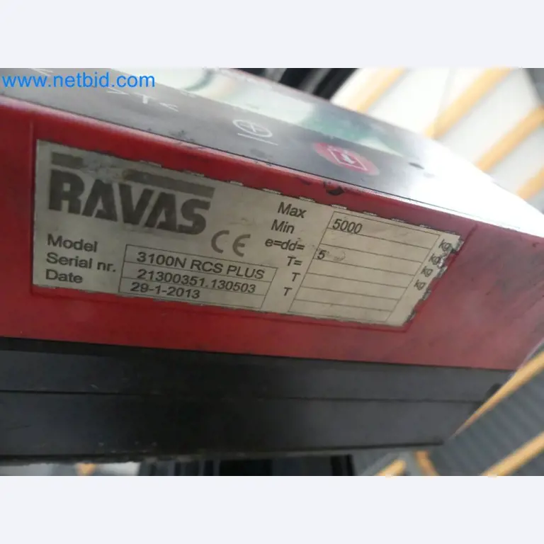 Hyundai 40B-9 electric front forklift truck with Still HFX 80V-170A charger-44