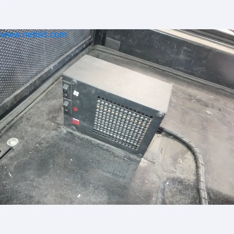 Hyundai 40B-9 electric front forklift truck with Still HFX 80V-170A charger-47