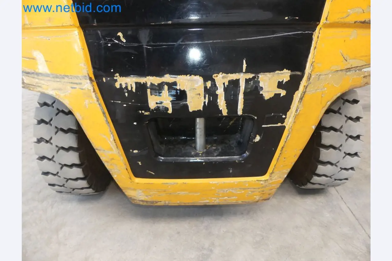 Hyundai 40B-9 electric front forklift truck with Still HFX 80V-170A charger-65